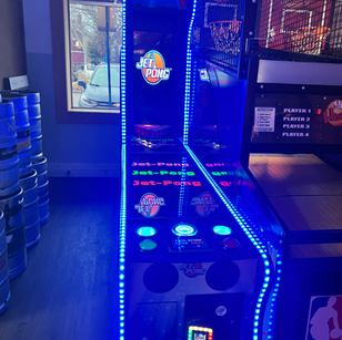 Arcade game cabinet 1 at 1UP